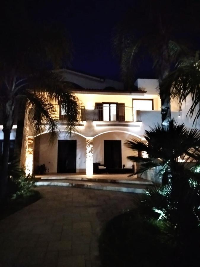 Villa Silvana レッチェ エクステリア 写真